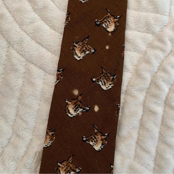 Vintage Brown Wool Animal Print Made in England Tie - Picture 4 of 14